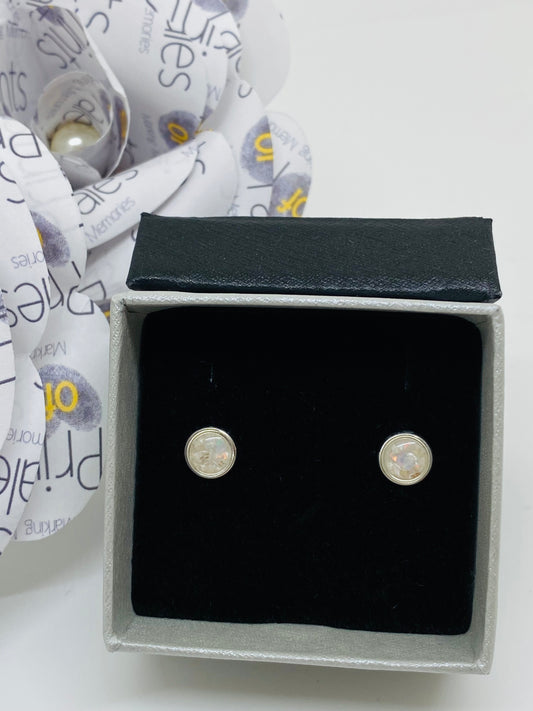 Edged Round Studs