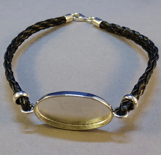Oval Leather Bracelet