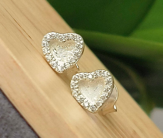 Cubic Zirconia Heart Studs