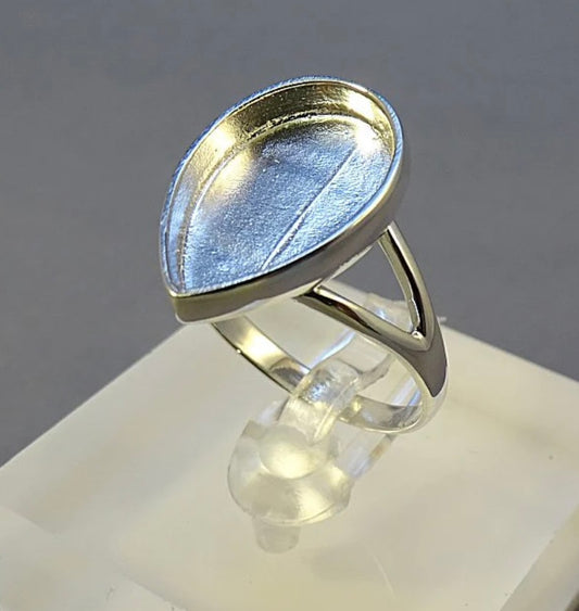 Large Pear Ring