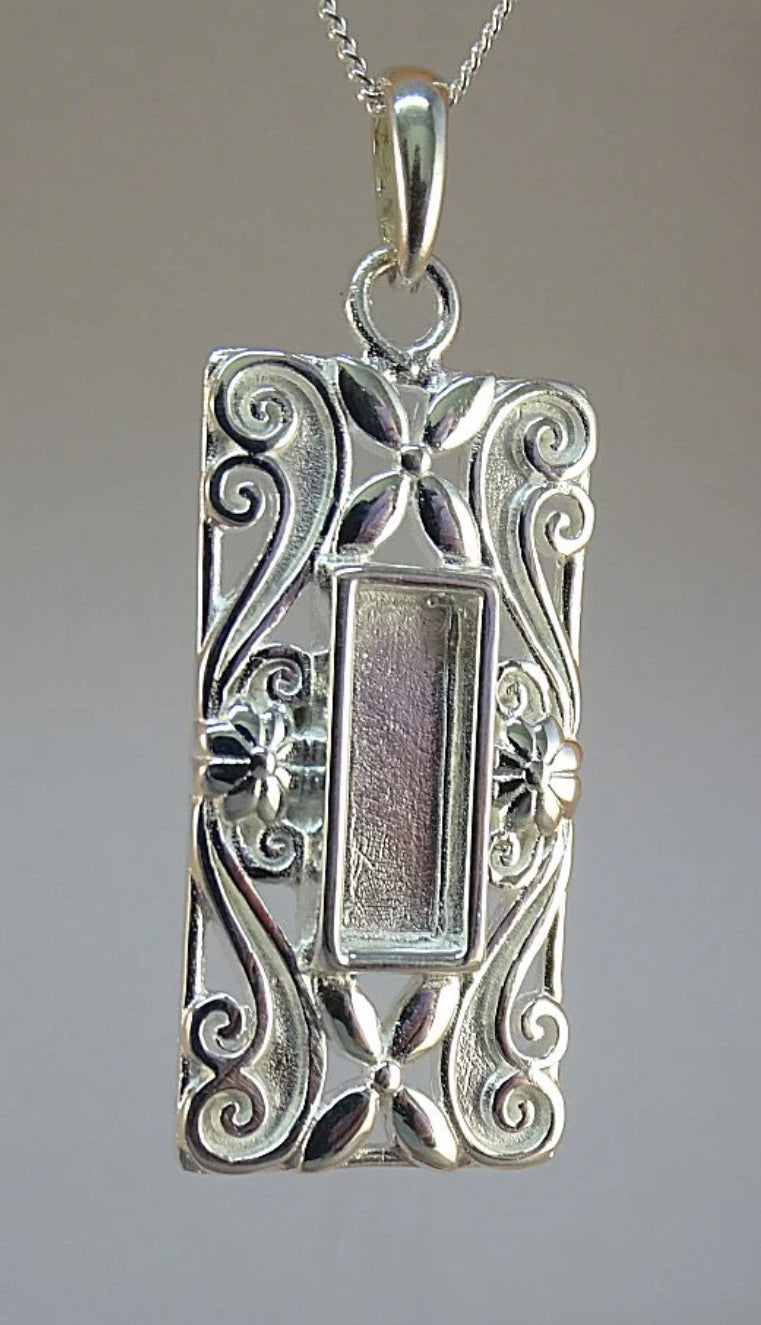 Embossed Pendant