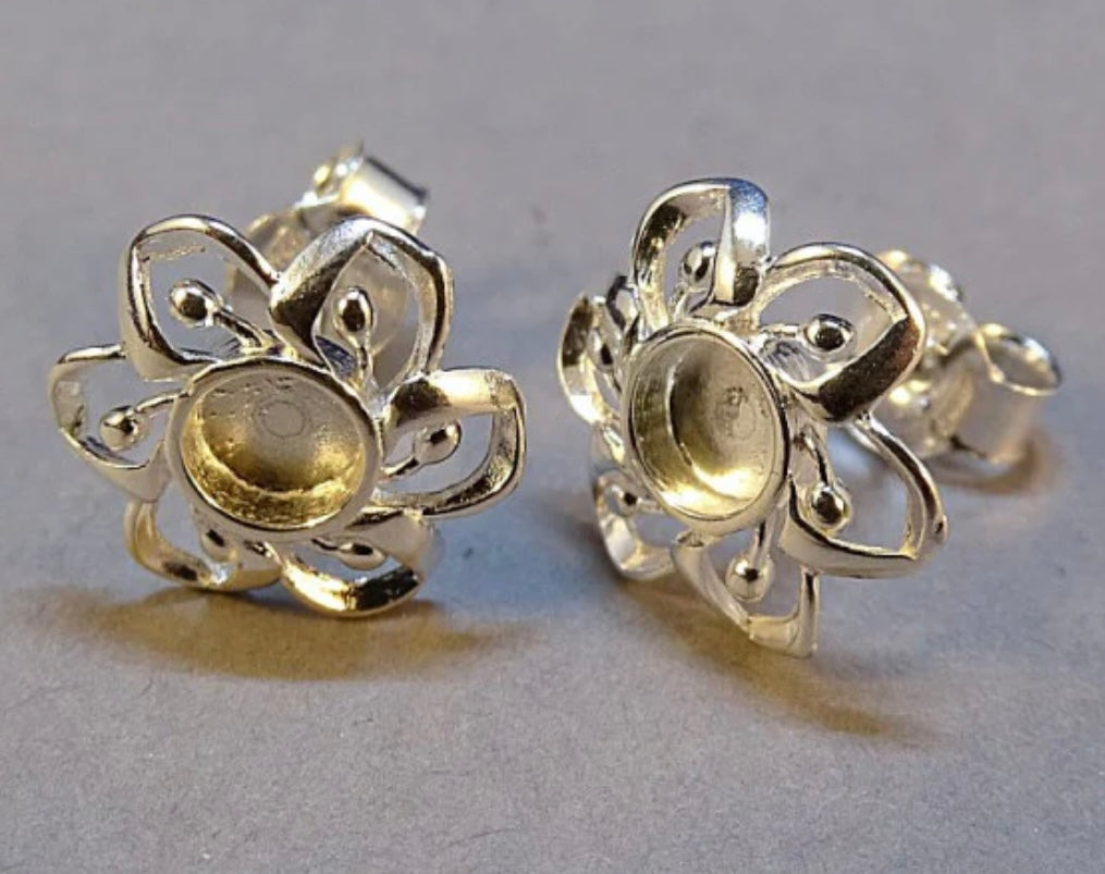 Detailed Flower Studs